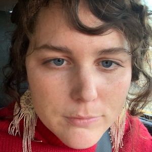Meet your Posher, Cait